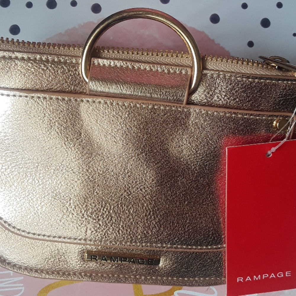 💞Metallic Gold Rampage Fanny Bag - Picture 3 of 6